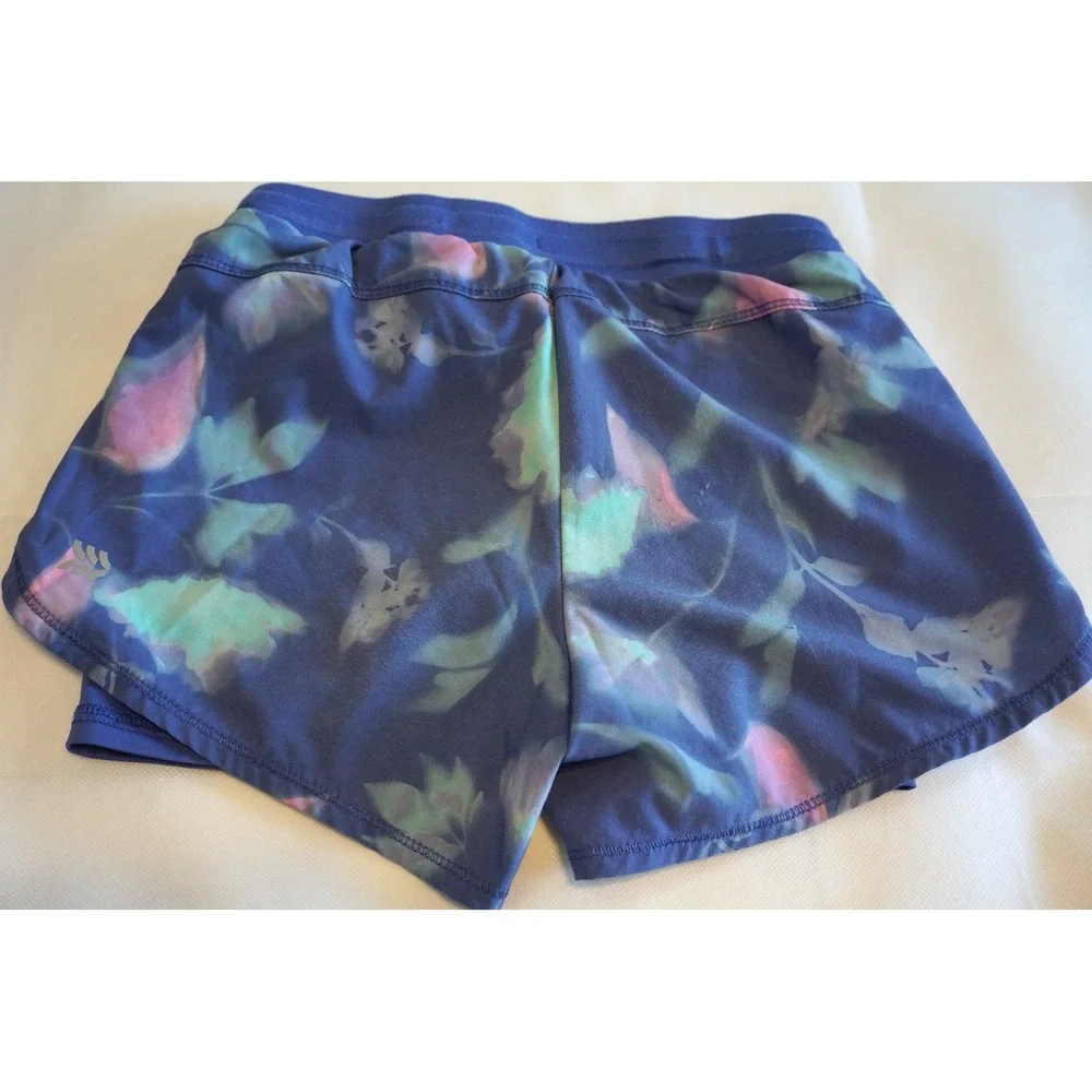 All In Motion Girls Blue Floral Athletic Shorts with Liner Size S 6/6X - Picture 2 of 6
